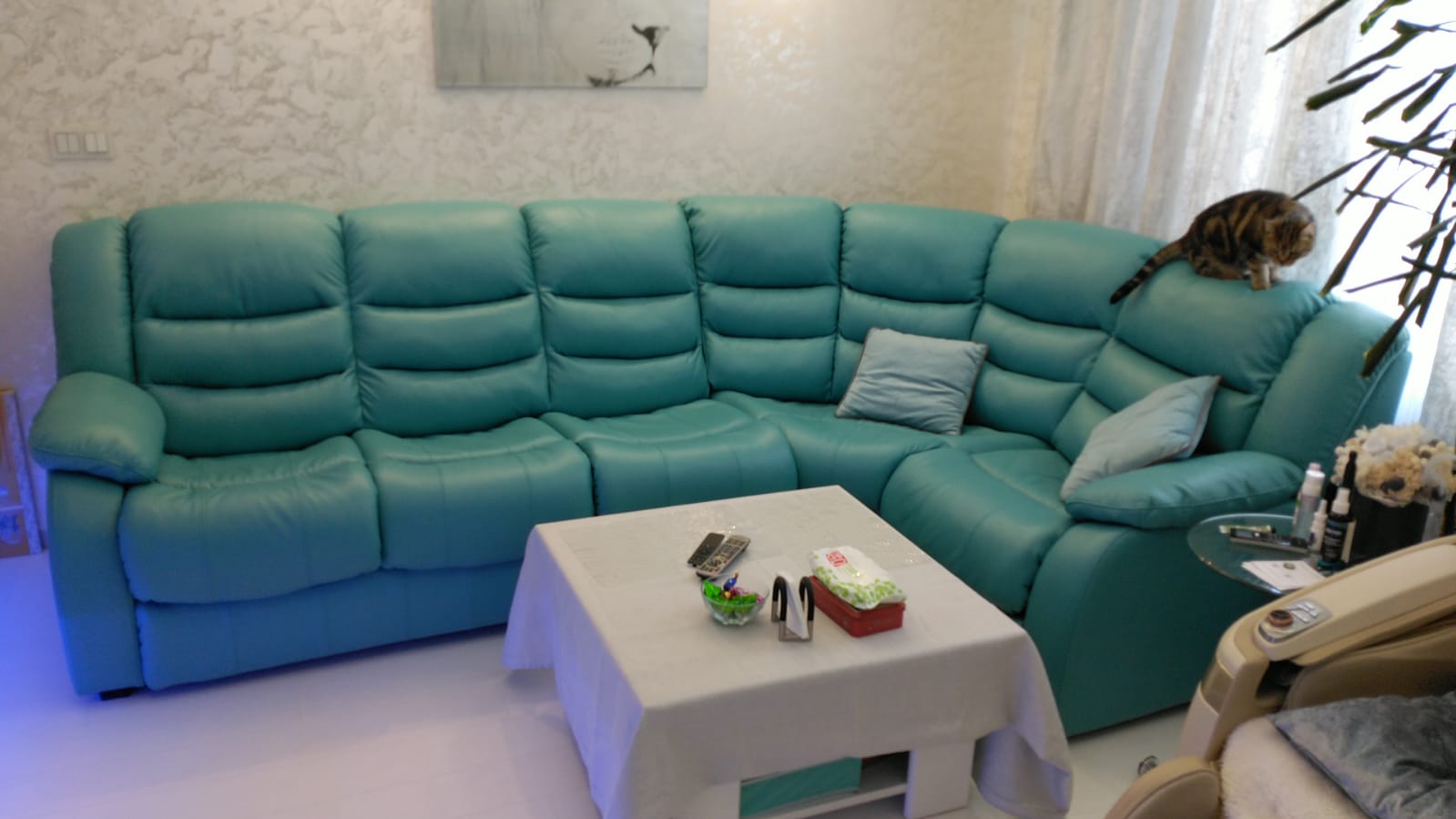 Перетяжка дивана на дому. Лианозово 