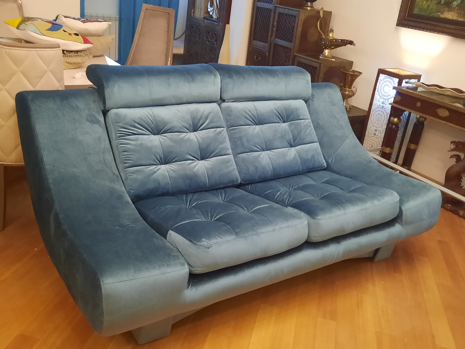 Обивка дивана на дому. Лианозово 